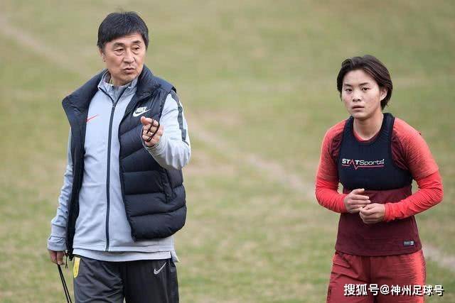 7分钟轰25分！中国男篮90-82双杀喀麦隆，郭士强这三人用得太绝了